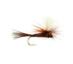 Pheasant Tail Parachute Trockenfliege mit braunem Körper, Fasanenfibern, brauner Hechel und weißem Sichtflügel